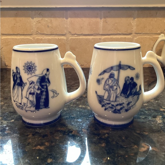 Vintage Porsgrund Norway Christmas Mugs - Picture 7 of 8